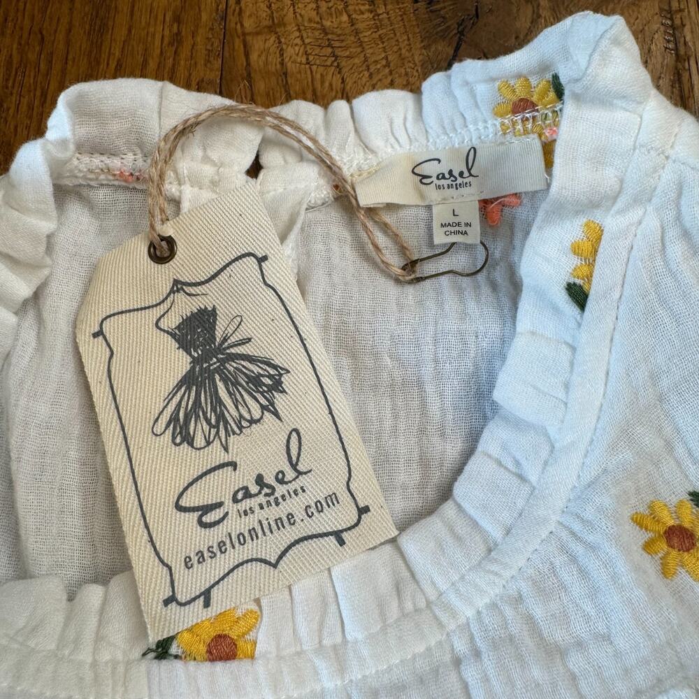 NWT Easel Embroidered Ruffle White Gauze Boho Blouse Size L Top Shirt Floral - Picture 2 of 6